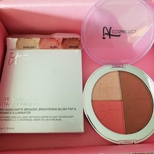 IT Cosmetics Live, Love, Laugh Vitality Face Disc